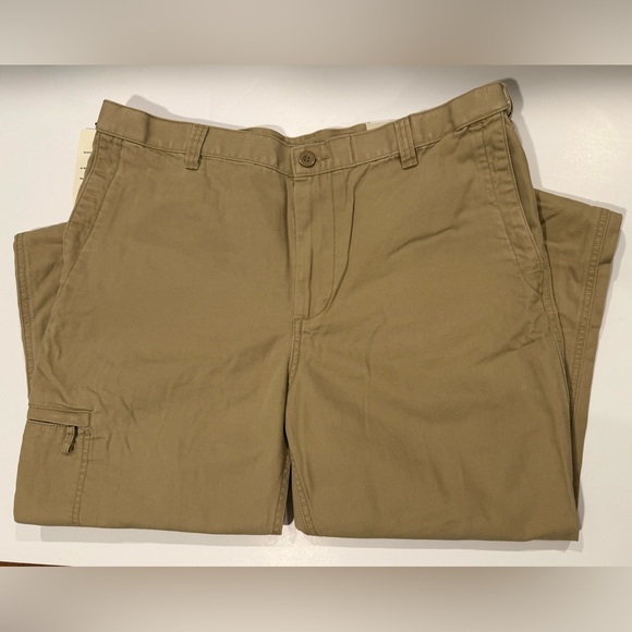 New! Dockers Men's Cargo Pants in Khaki 38x32 - Picture 5 of 10